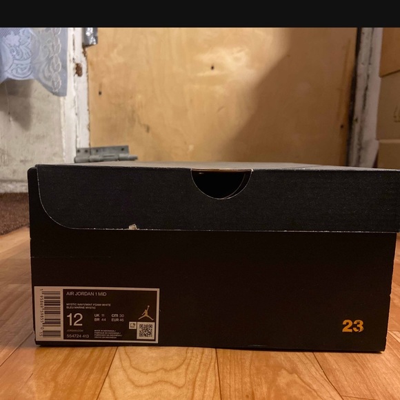 Air Jordan 1 Mid “Blue Mint” - Picture 9 of 11